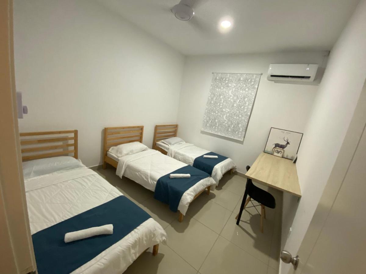 Desaru Happy Guest House D Exterior foto